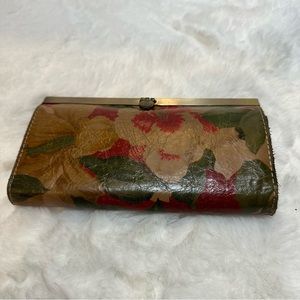 Patricia Nash Cauchy Leather Wallet